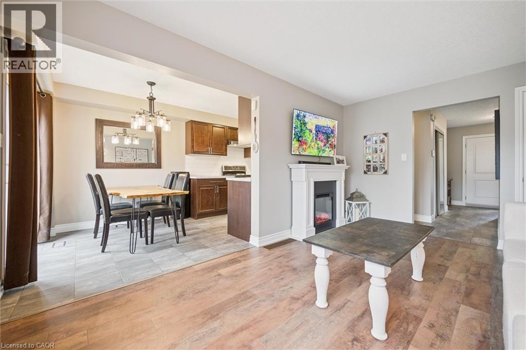 14 Lisbon Pines Drive, Cambridge, Ontario N1R 7Z8 - Photo 10 - 40788247