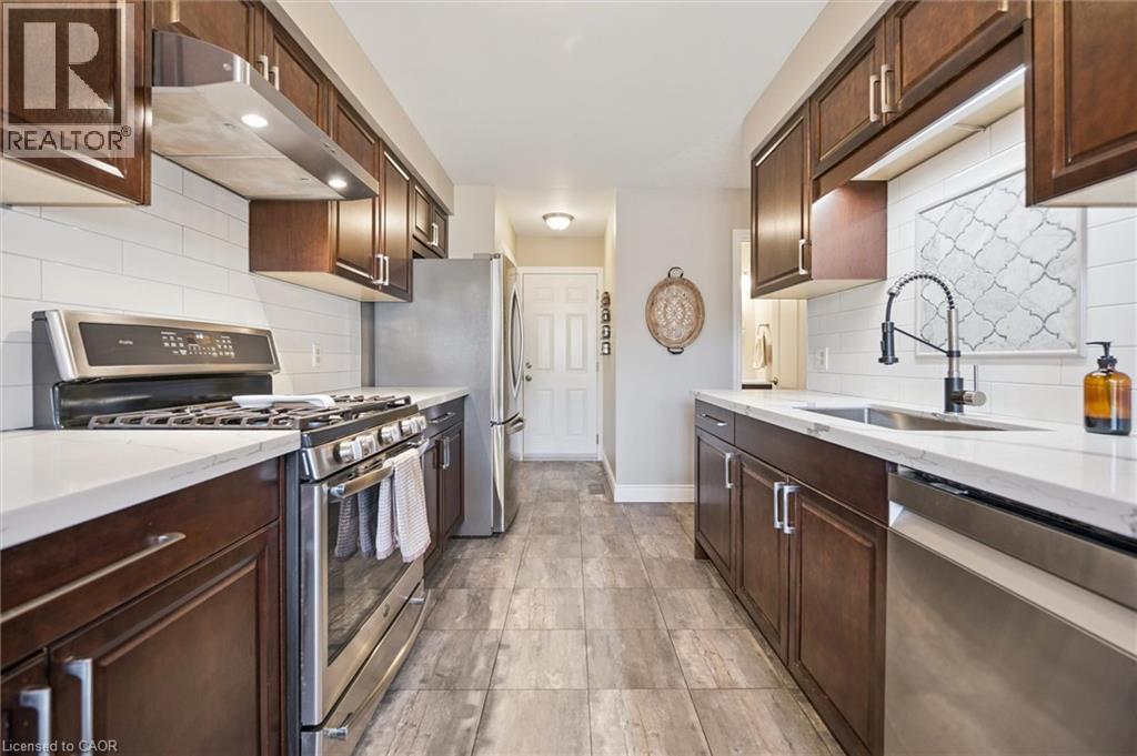 14 Lisbon Pines Drive, Cambridge, Ontario N1R 7Z8 - Photo 15 - 40788247