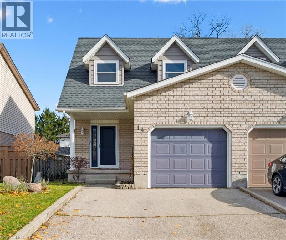 14 Lisbon Pines Drive, Cambridge, Ontario N1R 7Z8 - Photo 2 - 40788247