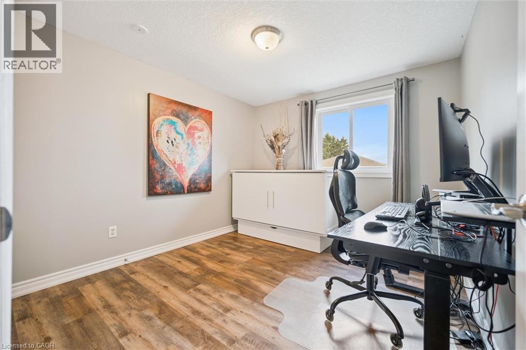 14 Lisbon Pines Drive, Cambridge, Ontario N1R 7Z8 - Photo 24 - 40788247