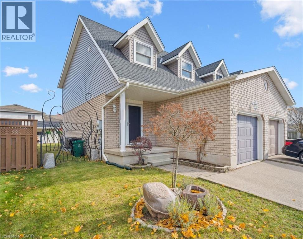 14 Lisbon Pines Drive, Cambridge, Ontario N1R 7Z8 - Photo 3 - 40788247