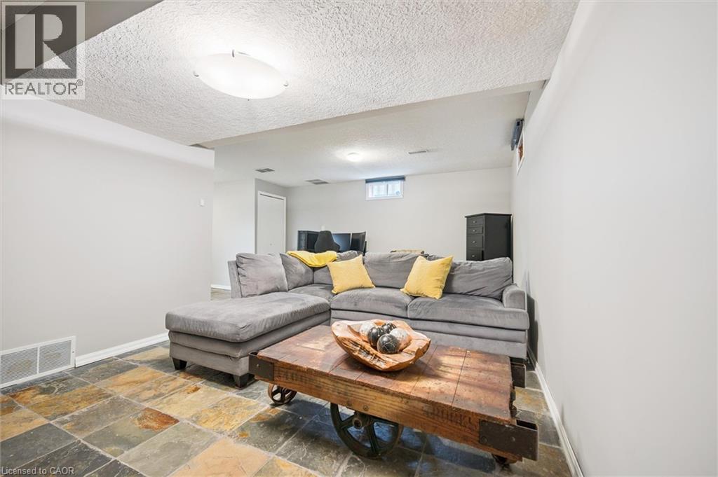 14 Lisbon Pines Drive, Cambridge, Ontario N1R 7Z8 - Photo 30 - 40788247