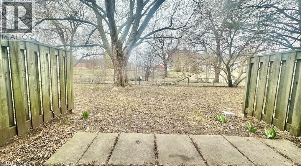 1200 Courtland Avenue E Unit# 45, Kitchener, Ontario  N2C 1K7 - Photo 7 - 40788093