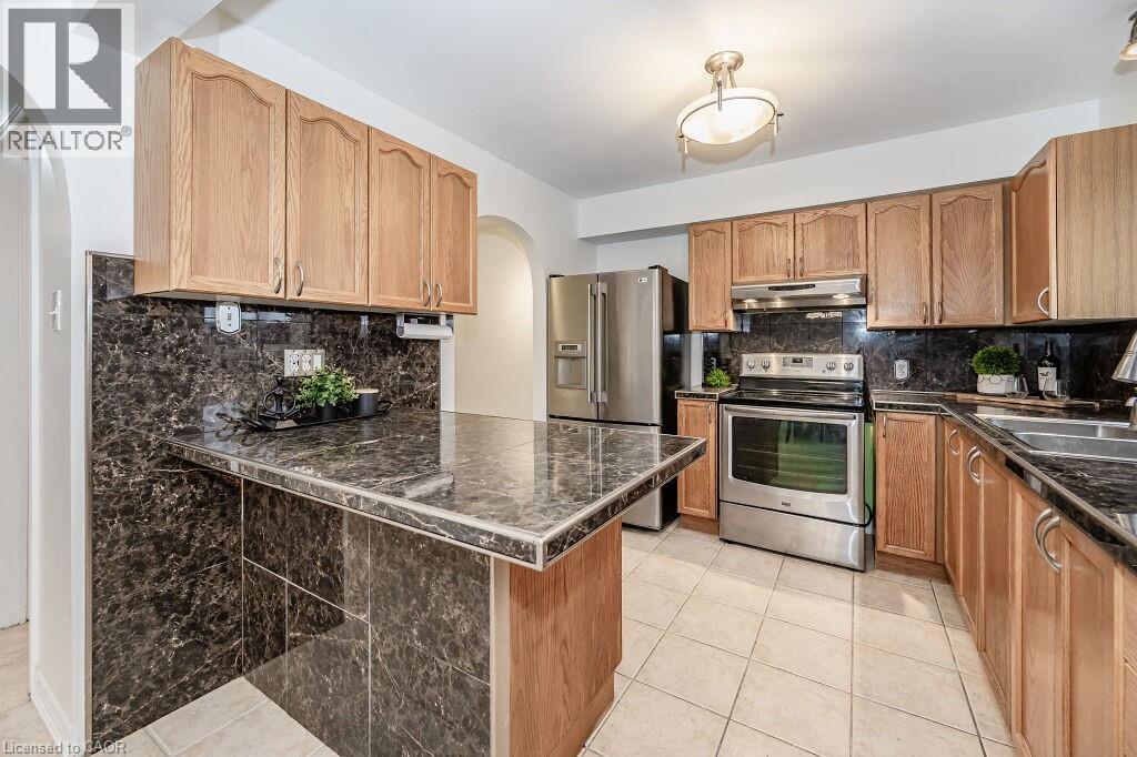 61 Schueller Street, Kitchener, Ontario  N2K 3W2 - Photo 9 - 40788027