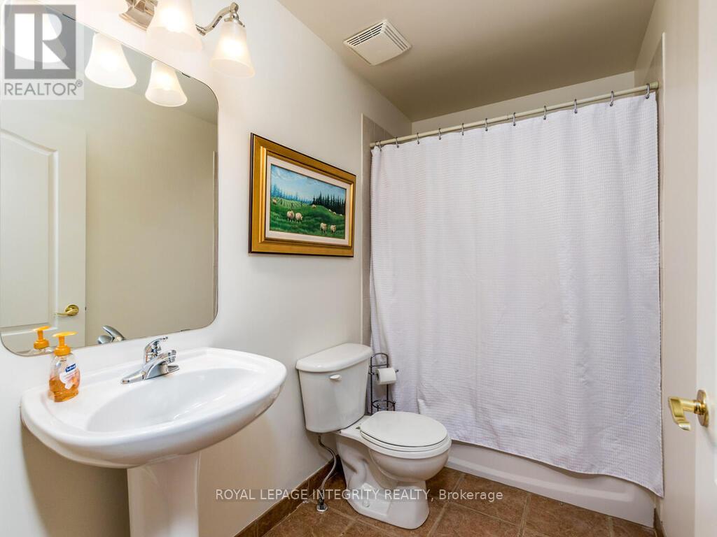 223 Willow Creek Circle, Ottawa, Ontario  K2G 7B1 - Photo 24 - X12370162