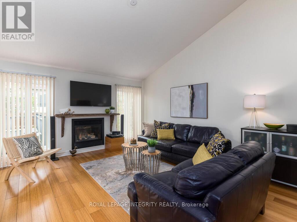 223 Willow Creek Circle, Ottawa, Ontario  K2G 7B1 - Photo 17 - X12370162