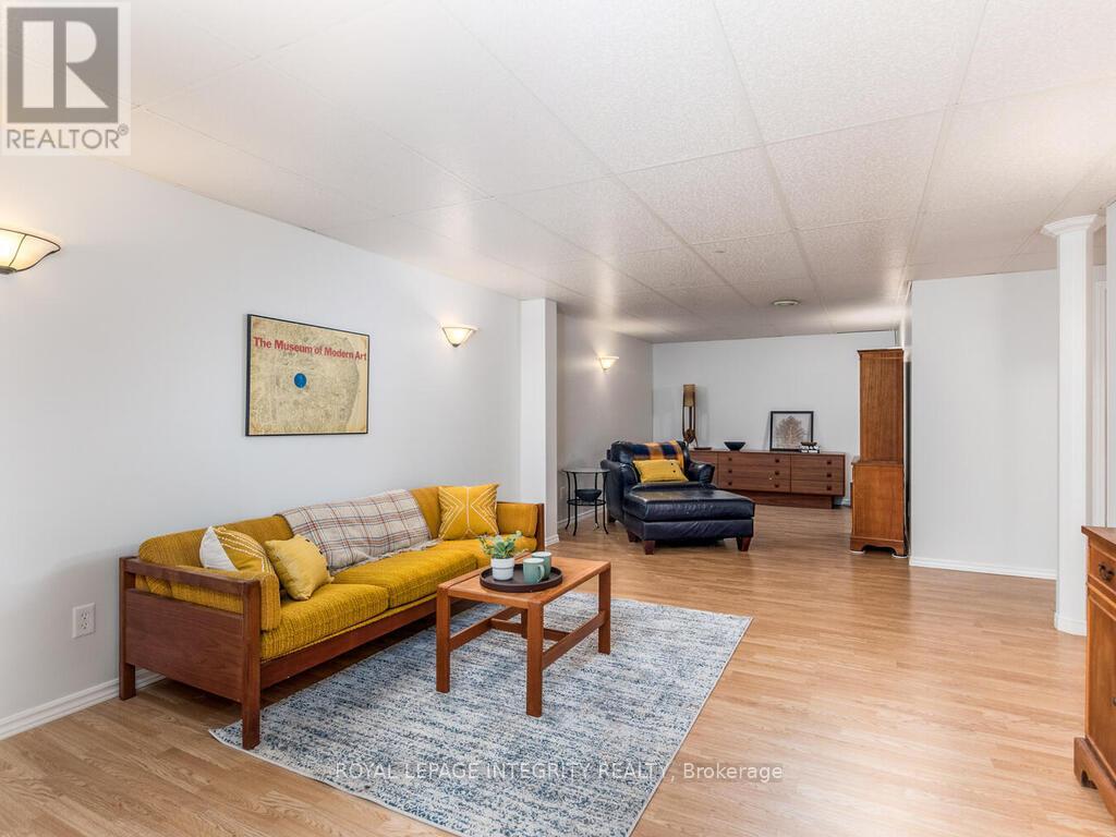 223 Willow Creek Circle, Ottawa, Ontario  K2G 7B1 - Photo 28 - X12370162