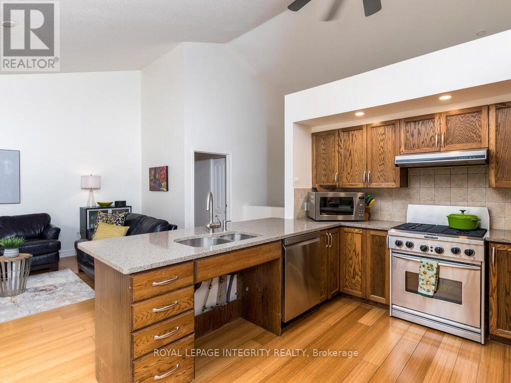 223 Willow Creek Circle, Ottawa, Ontario  K2G 7B1 - Photo 10 - X12370162