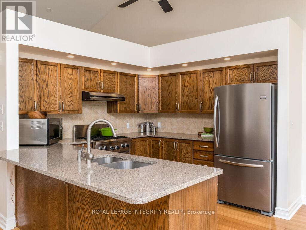 223 Willow Creek Circle, Ottawa, Ontario  K2G 7B1 - Photo 11 - X12370162