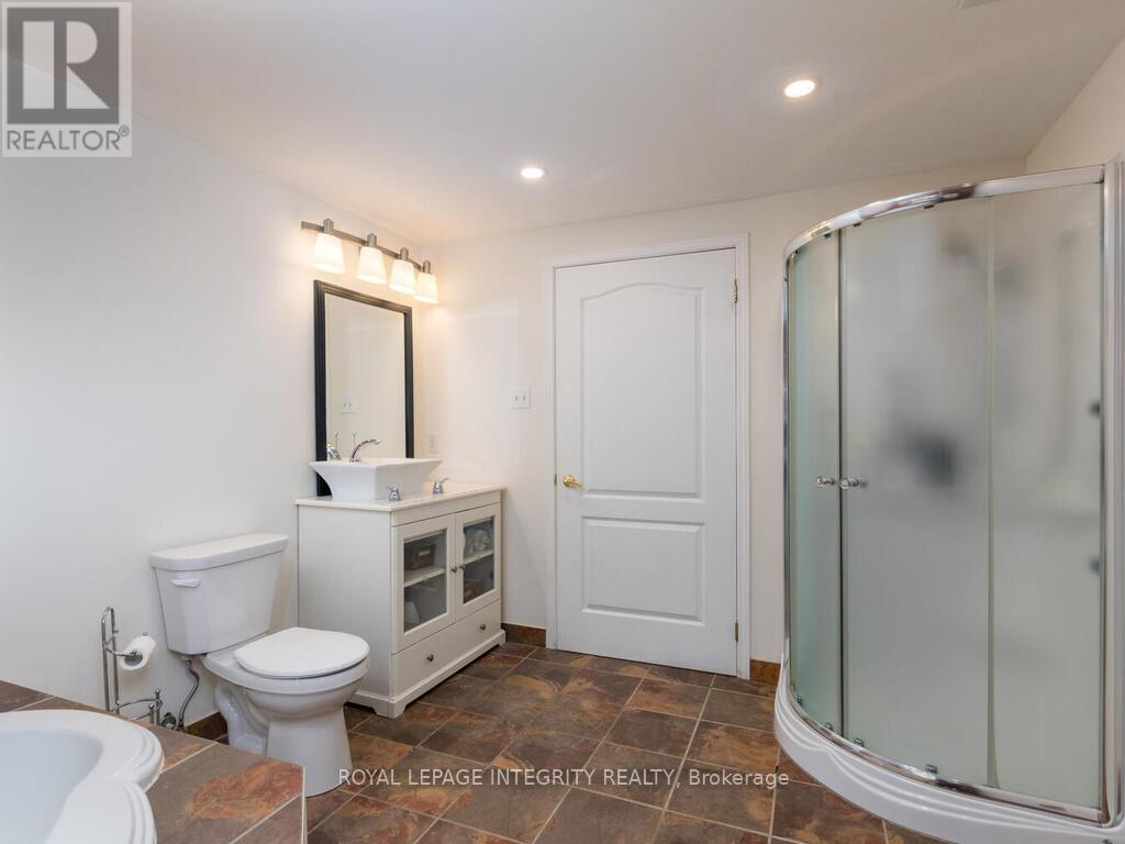 223 Willow Creek Circle, Ottawa, Ontario  K2G 7B1 - Photo 32 - X12370162