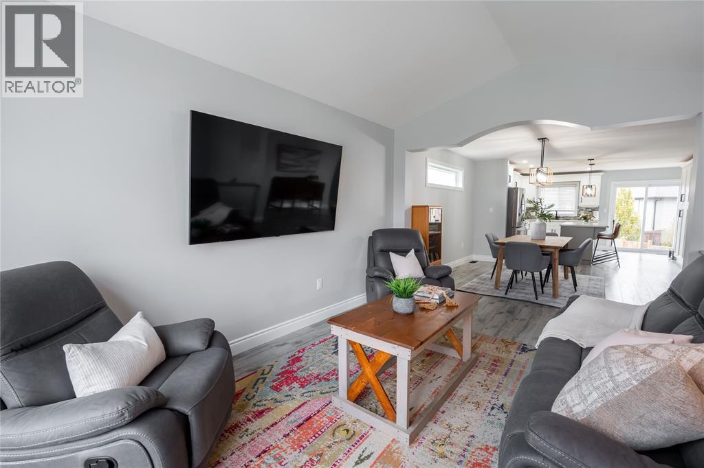 566 Spokane Boulevard, St Clair, Ontario  N0N 1G0 - Photo 10 - 25028750