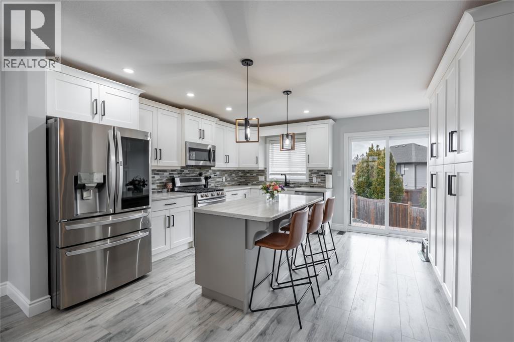 566 Spokane Boulevard, St Clair, Ontario  N0N 1G0 - Photo 3 - 25028750