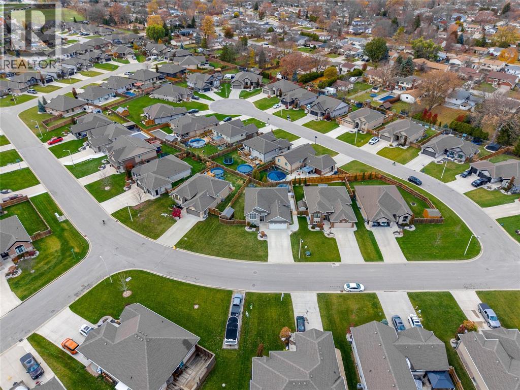 566 Spokane Boulevard, St Clair, Ontario  N0N 1G0 - Photo 30 - 25028750