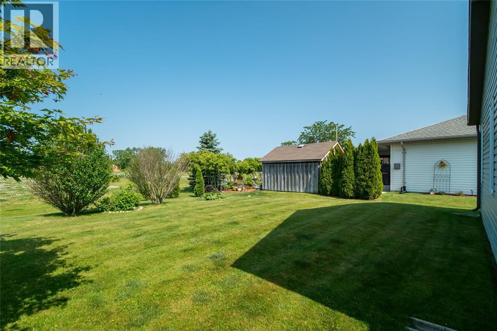 1940 London Line Unit# 207, Sarnia, Ontario  N7W 1B5 - Photo 34 - 25028733