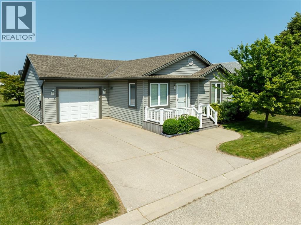 1940 London Line Unit# 207, Sarnia, Ontario  N7W 1B5 - Photo 45 - 25028733