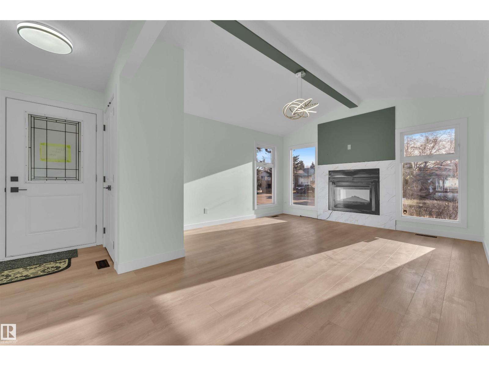 3808 17a Av Nw, Edmonton, Alberta  T6L 2R4 - Photo 7 - E4465697