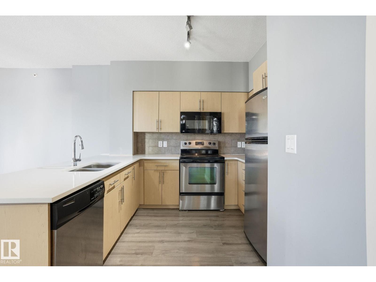 #902 10136 104 St Nw, Edmonton, Alberta  T5J 0B5 - Photo 12 - E4465698