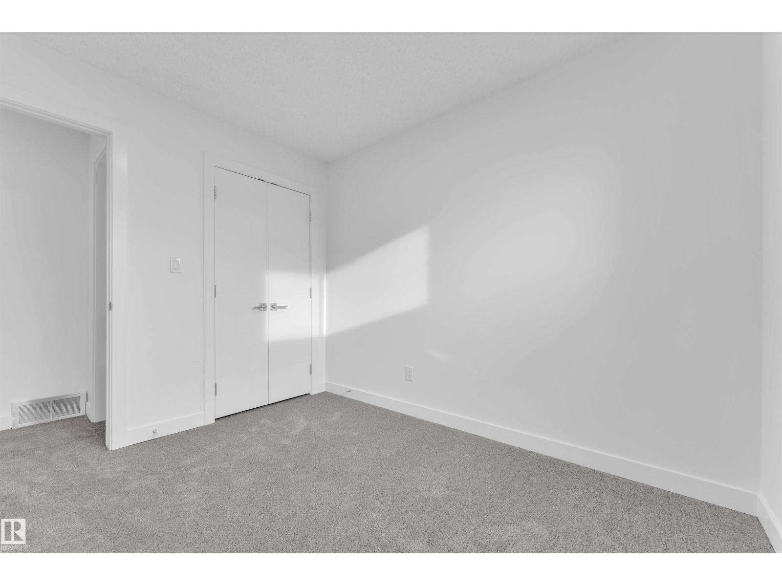 1136 49 St Nw, Edmonton, Alberta  T6L 4T2 - Photo 21 - E4465699