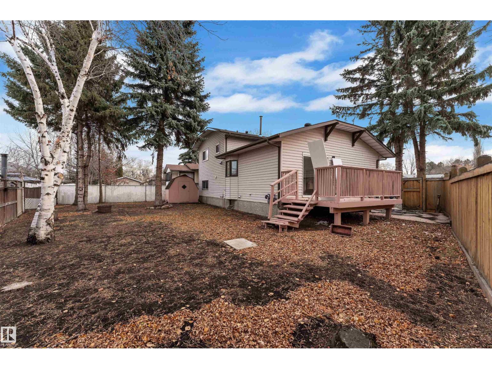 1136 49 St Nw, Edmonton, Alberta  T6L 4T2 - Photo 39 - E4465699