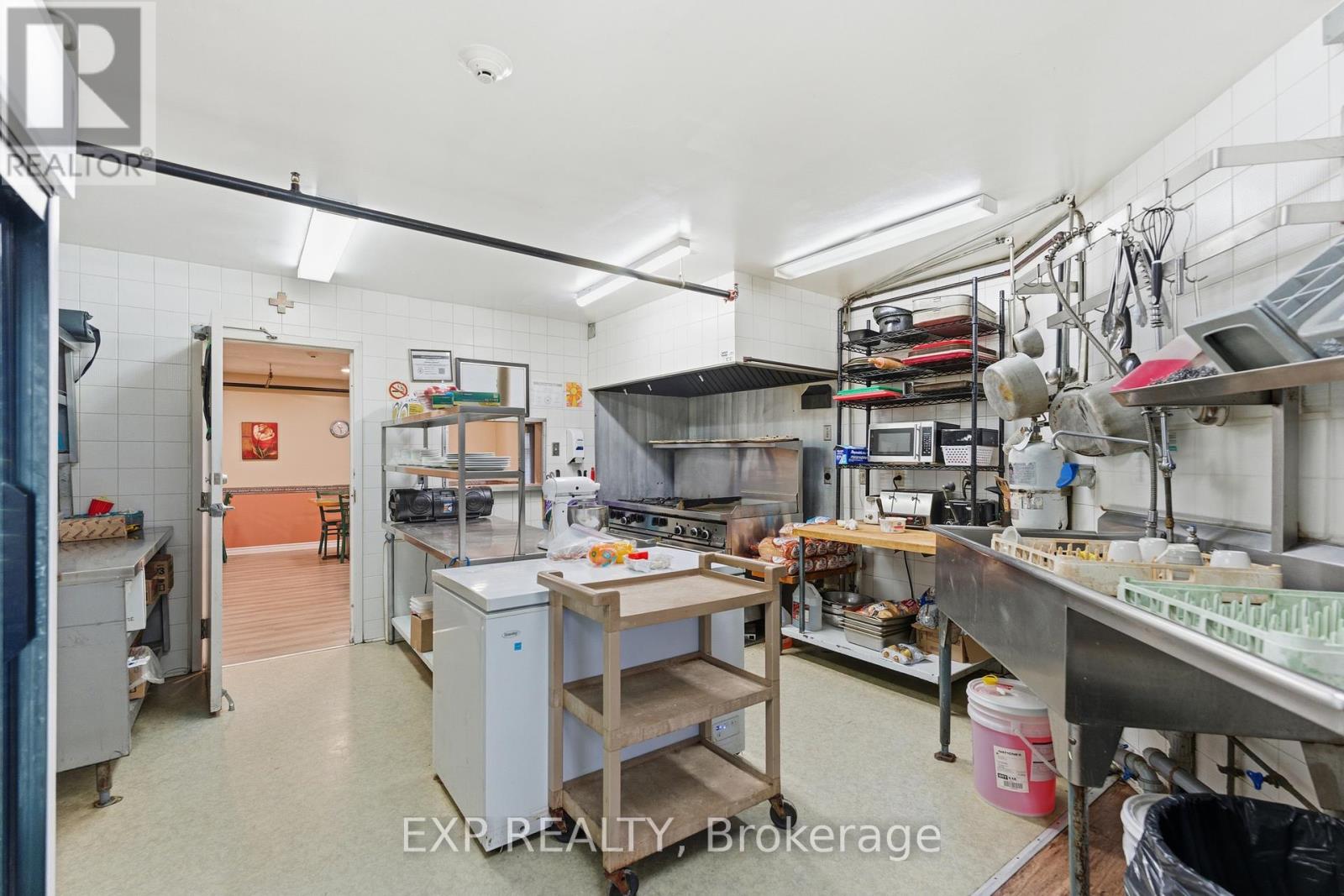 104 - 2526 Laurier Street, Clarence-Rockland, Ontario K4K 1B1 - Photo 19 - X12544002