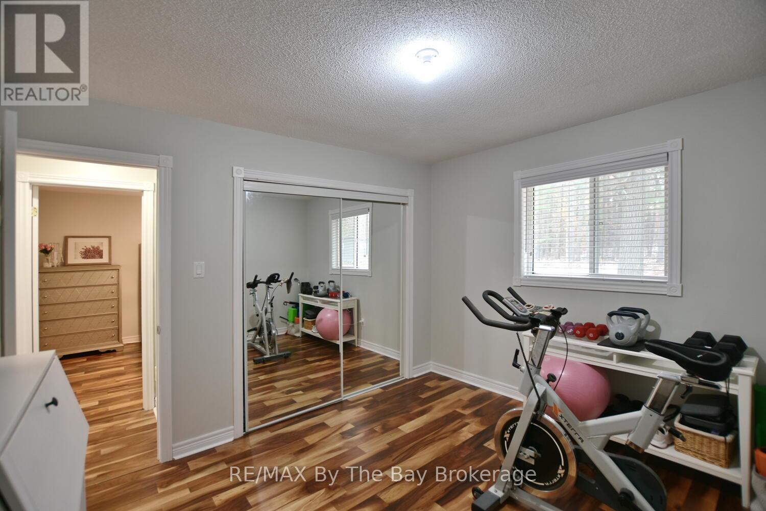 41 Wesley Avenue, Wasaga Beach, Ontario  L9Z 1C8 - Photo 21 - S12544016