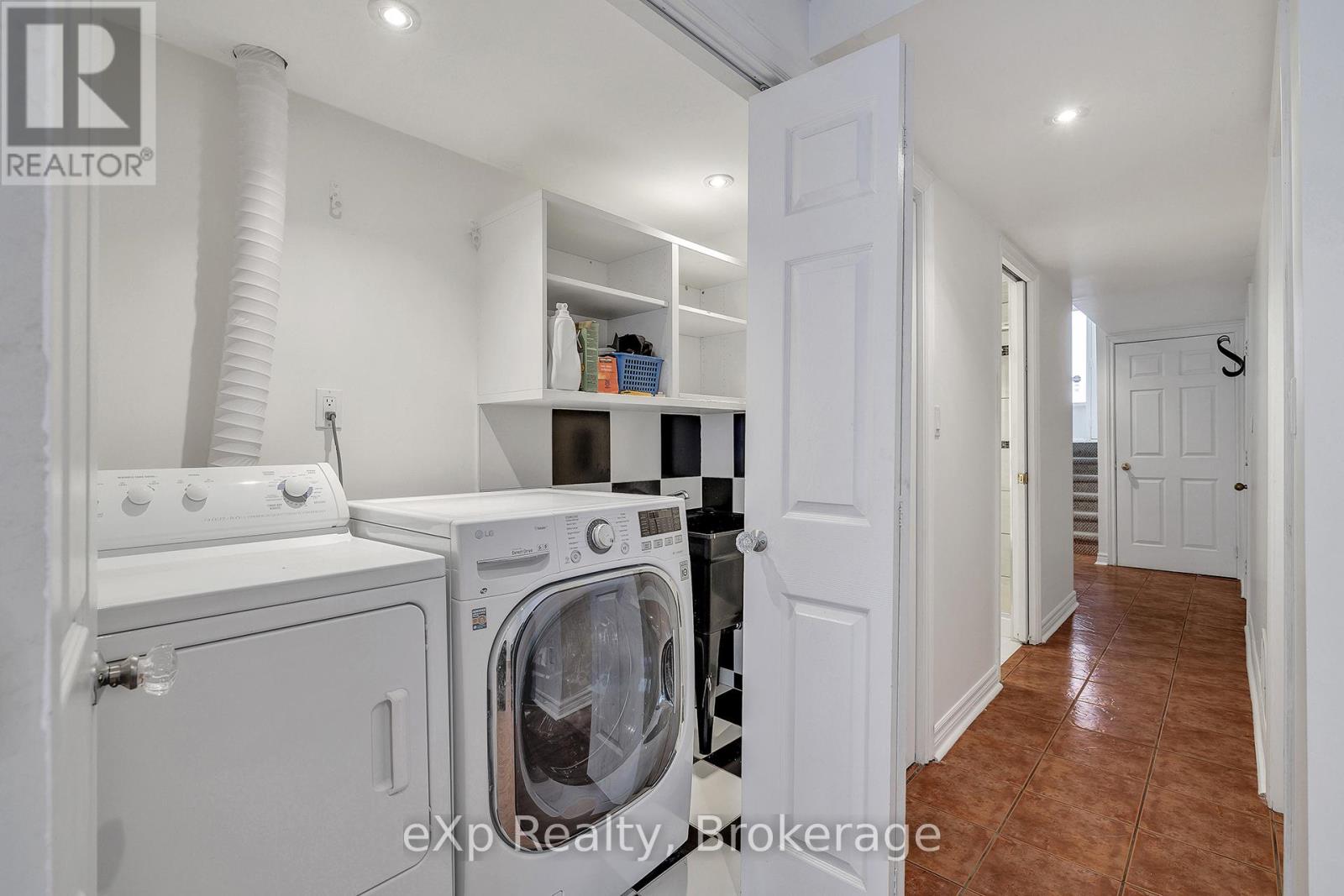 54 - 1130 Cawthra Road, Mississauga, Ontario  L5G 4V7 - Photo 29 - W12544004