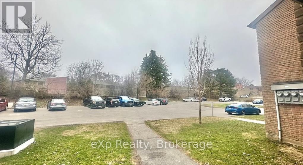 45 - 1200 Courtland Avenue E, Kitchener, Ontario N2C 1K7 - Photo 17 - X12544006