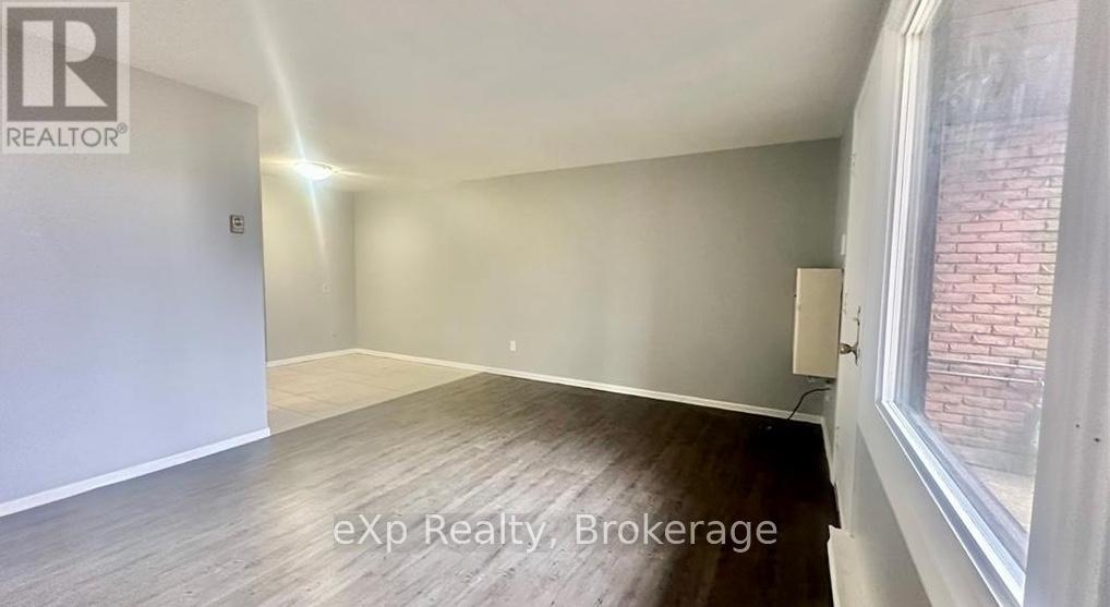 45 - 1200 Courtland Avenue E, Kitchener, Ontario N2C 1K7 - Photo 6 - X12544006