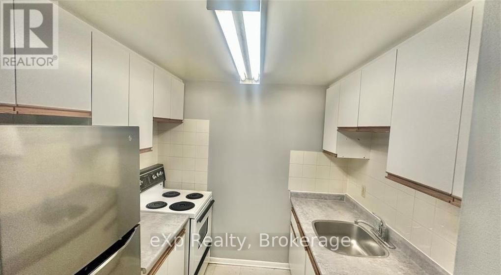 45 - 1200 Courtland Avenue E, Kitchener, Ontario N2C 1K7 - Photo 9 - X12544006