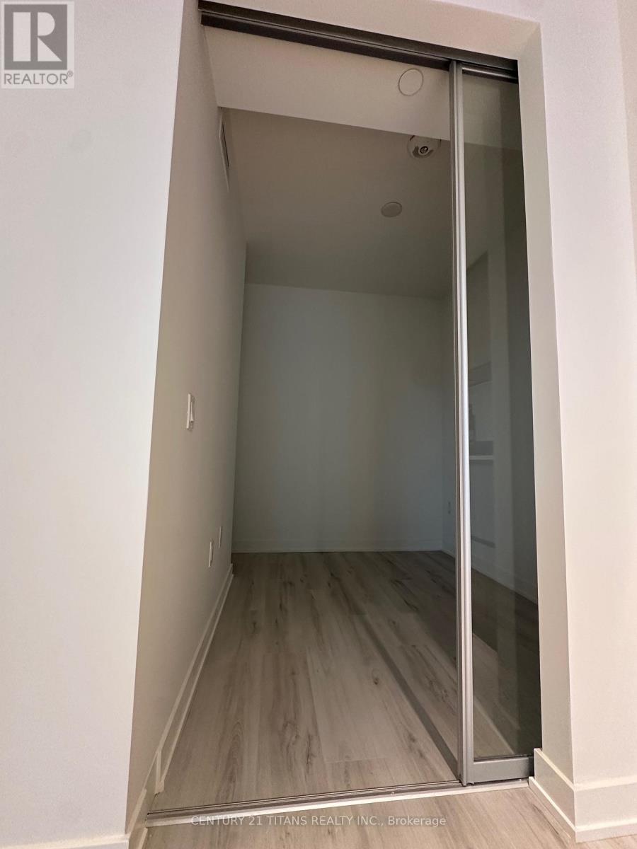 1001 - 120 Broadway Avenue, Toronto, Ontario  M4P 0E9 - Photo 11 - C12536406