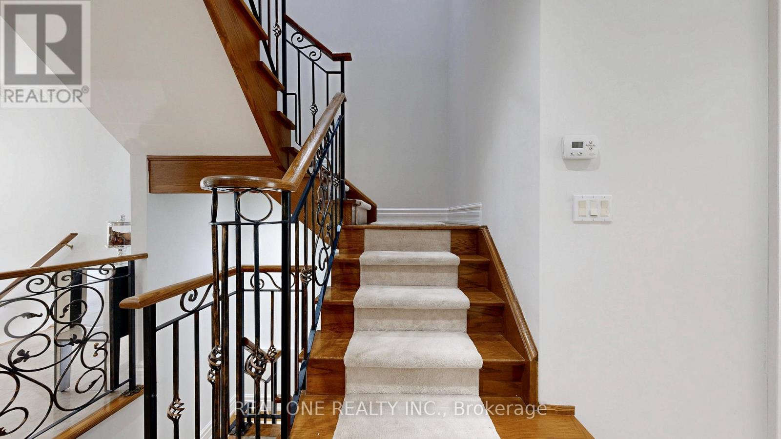 299 Finch Avenue E, Toronto, Ontario  M2N 4S3 - Photo 28 - C12543948