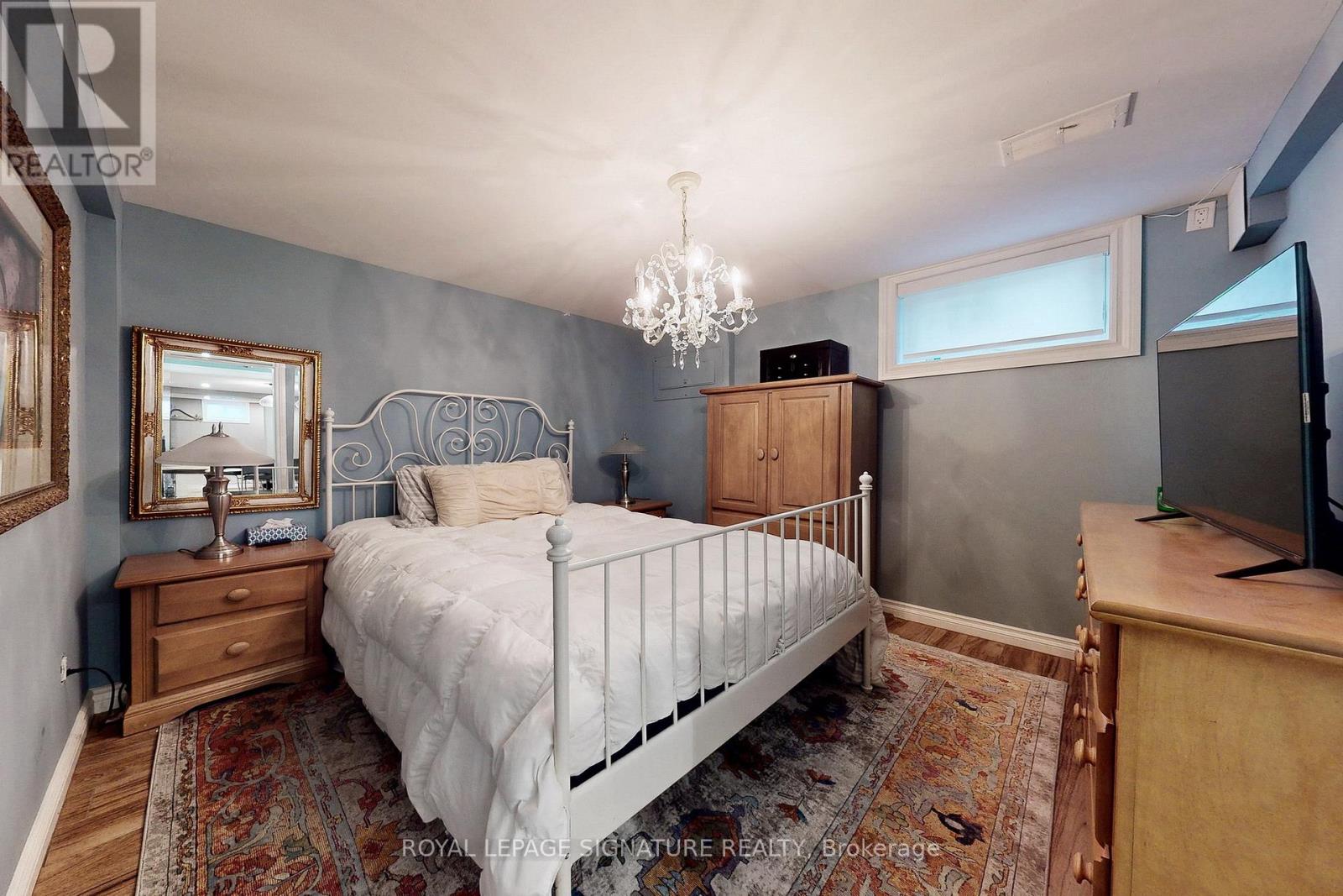 12 Daleside Crescent, Toronto, Ontario  M4A 2H6 - Photo 14 - C12543996