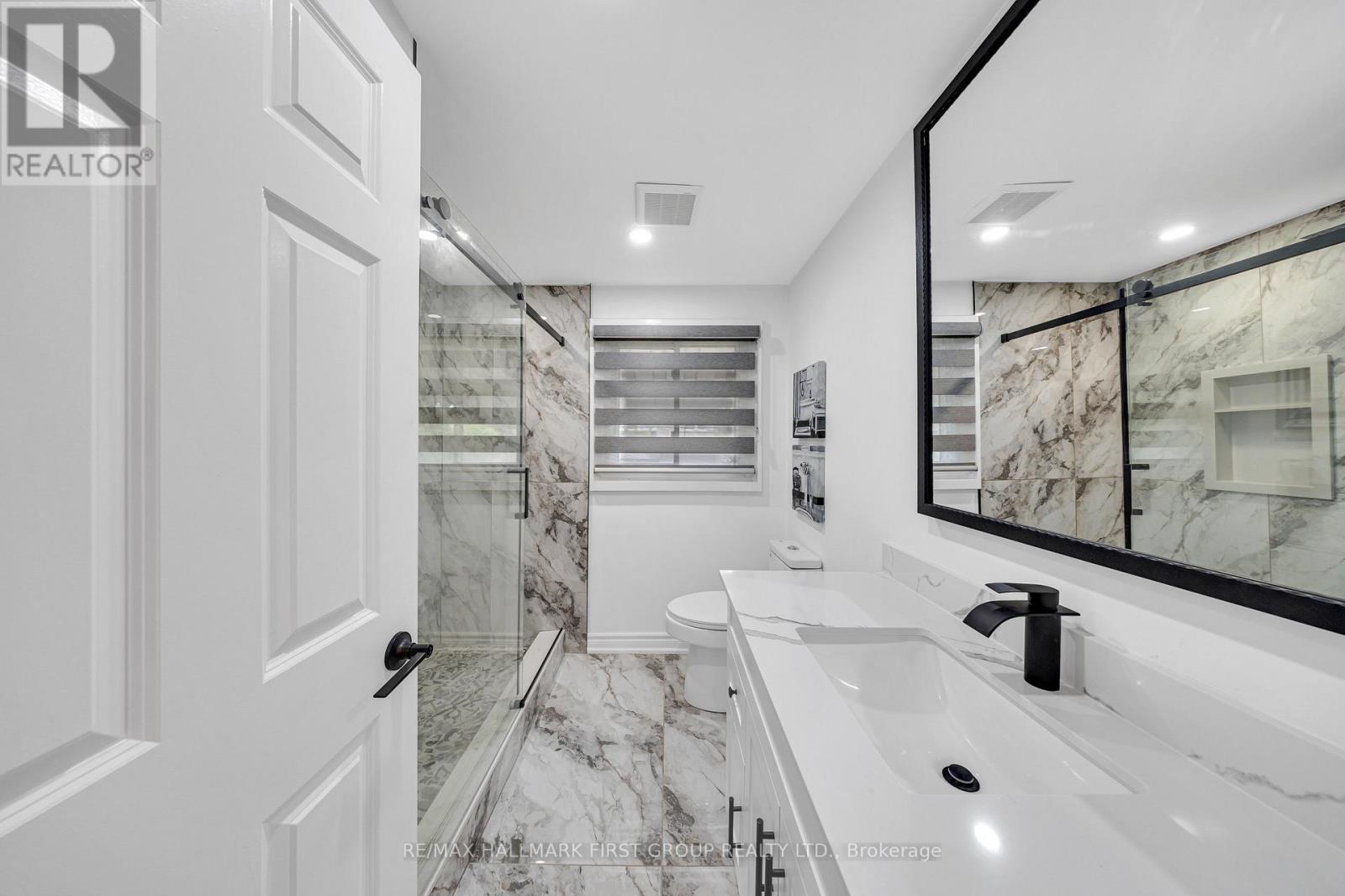 890 Briarwood Drive, Oshawa, Ontario  L1K 2A6 - Photo 7 - E12543954