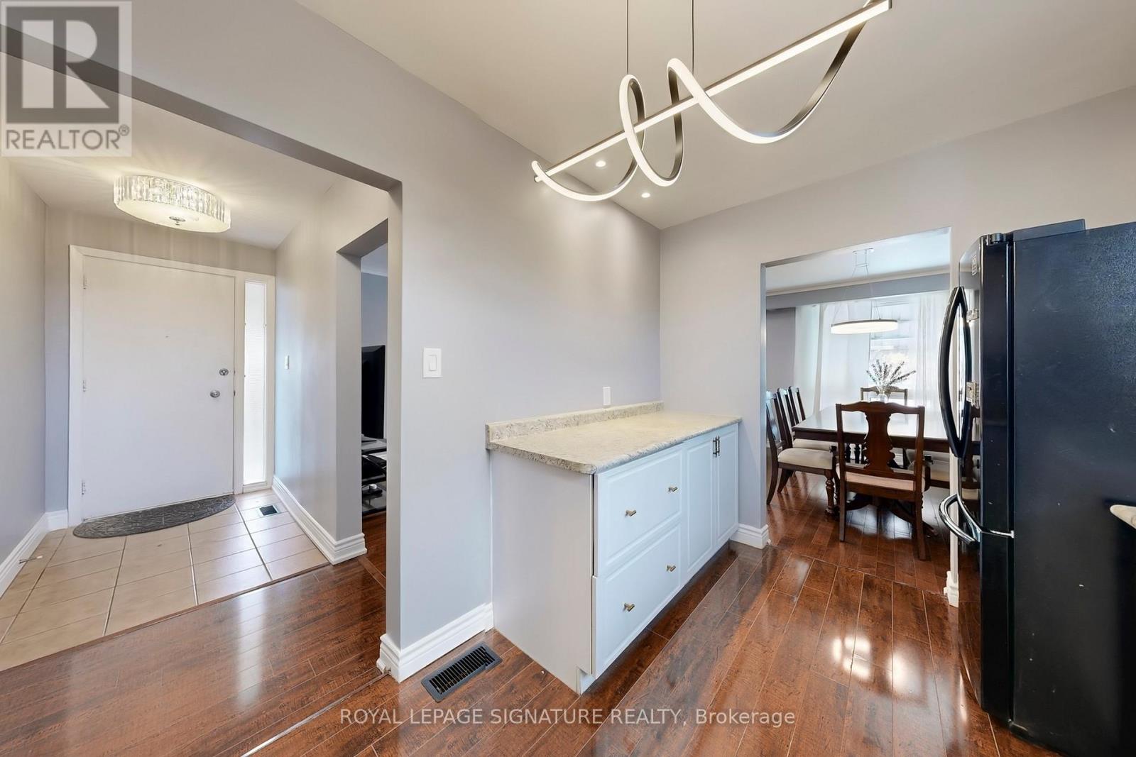 125 Wayne Avenue, Toronto, Ontario  M1R 1Y8 - Photo 12 - E12543988