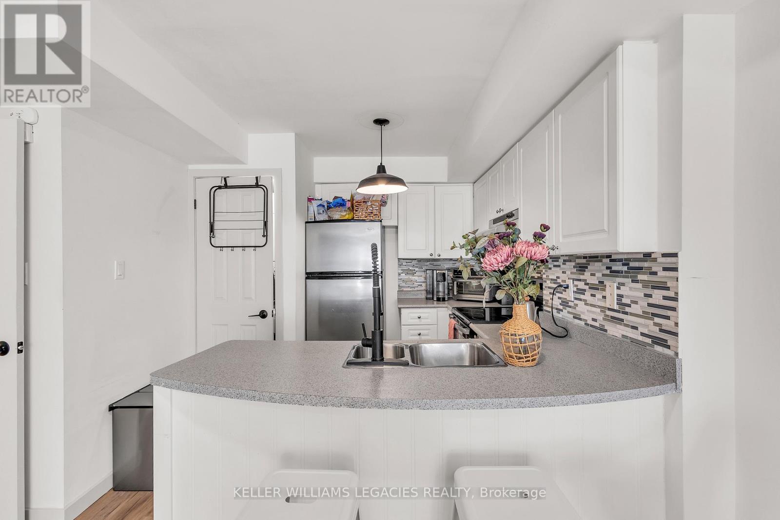 209 - 308 John Street, Markham, Ontario  L3T 0A7 - Photo 8 - N12543970