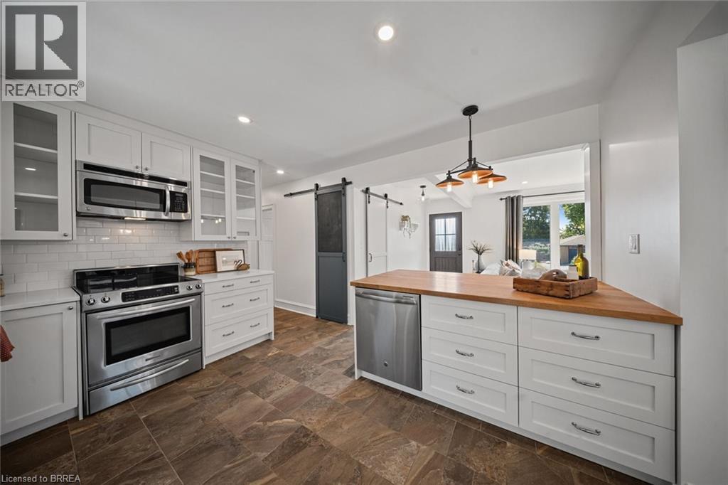 9 Phillip Street, St. George, Ontario  N0E 1N0 - Photo 12 - 40757520