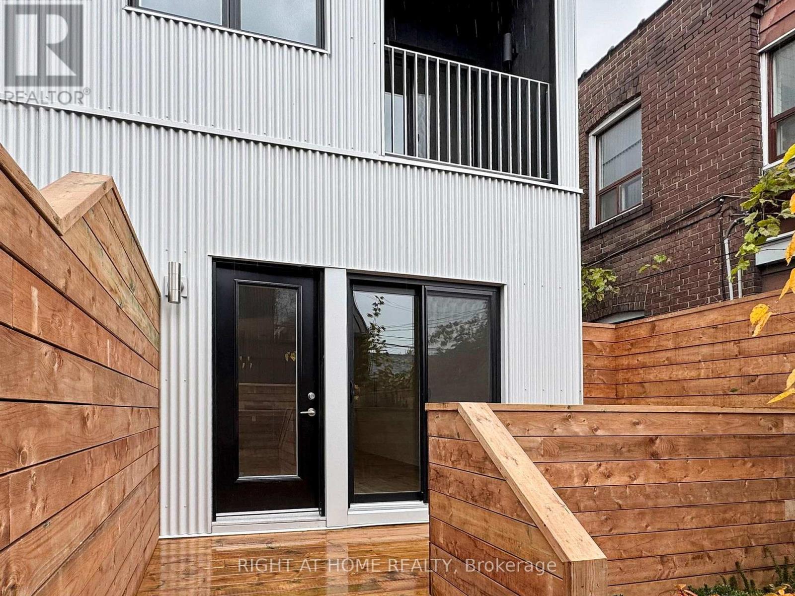 Unit 1 - 1137 Dovercourt Road, Toronto, Ontario  M6H 2Y1 - Photo 3 - W12543940