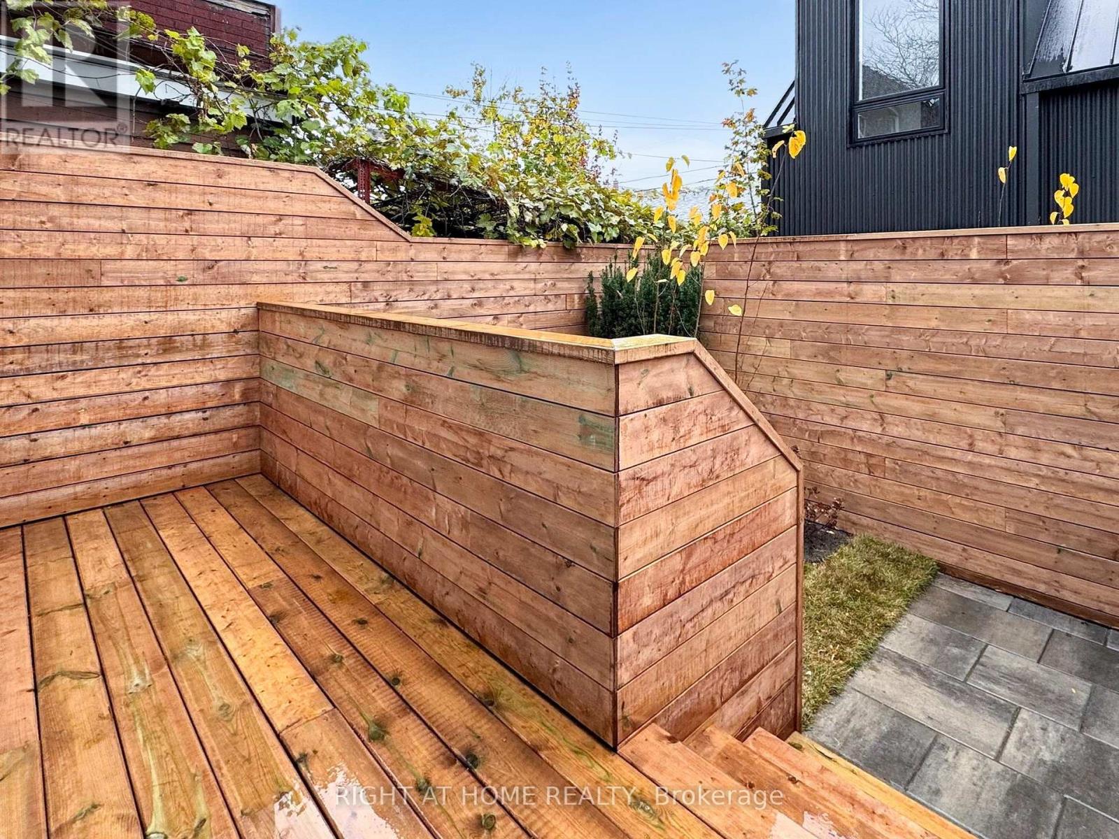 Unit 1 - 1137 Dovercourt Road, Toronto, Ontario  M6H 2Y1 - Photo 5 - W12543940