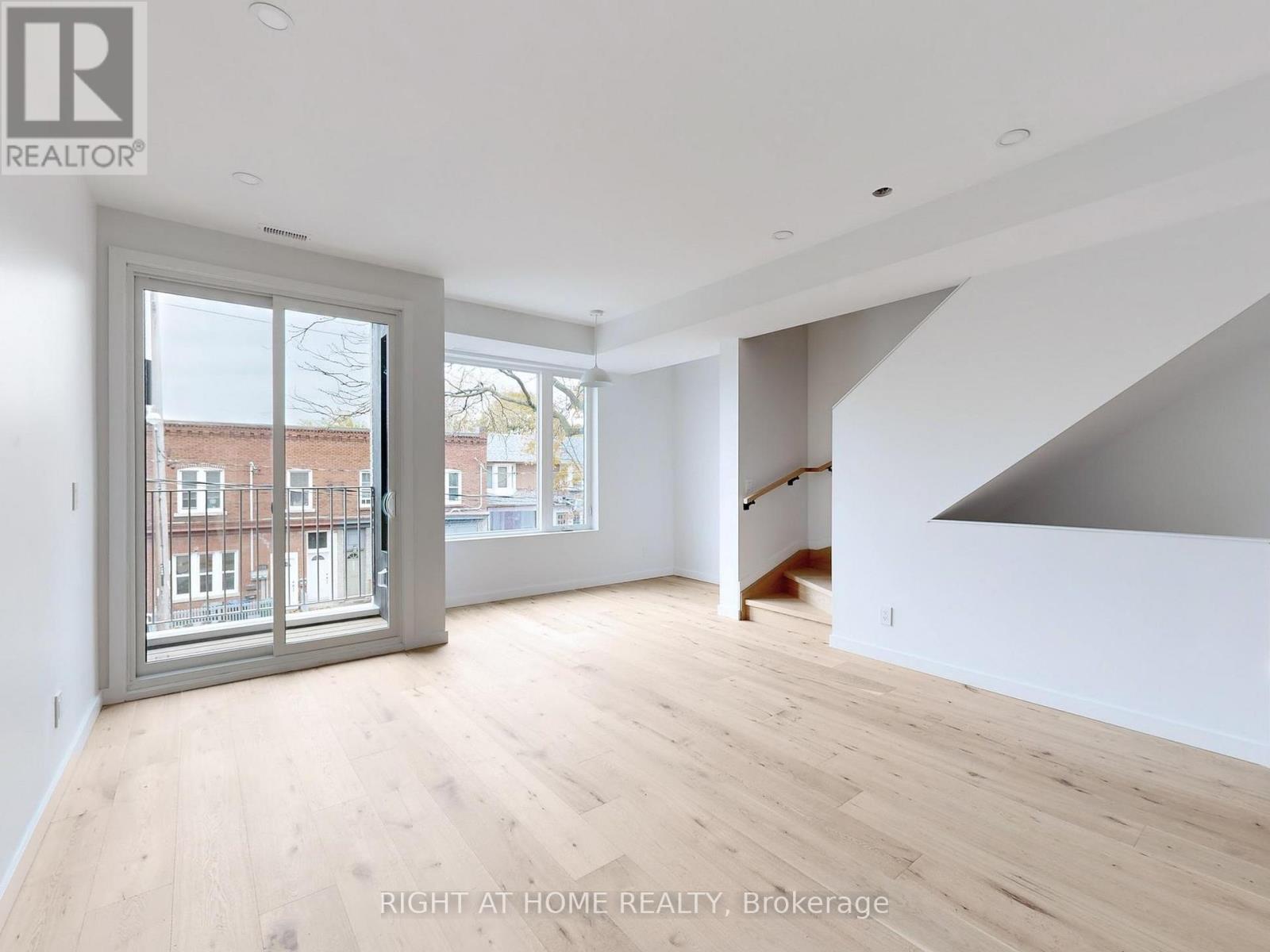 Unit 2 - 1137 Dovercourt Road, Toronto, Ontario  M6H 2Y1 - Photo 13 - W12543942