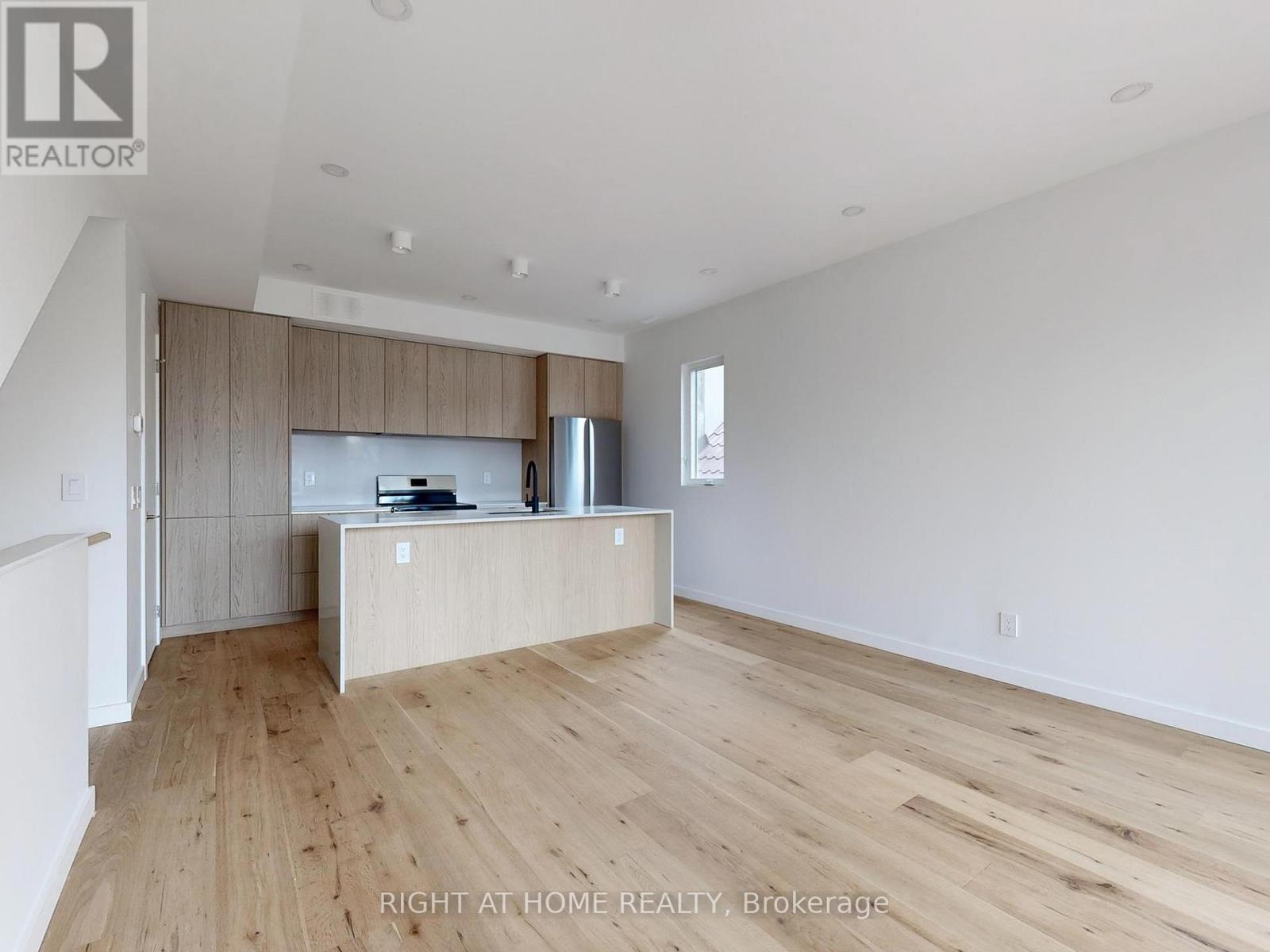 Unit 2 - 1137 Dovercourt Road, Toronto, Ontario  M6H 2Y1 - Photo 6 - W12543942