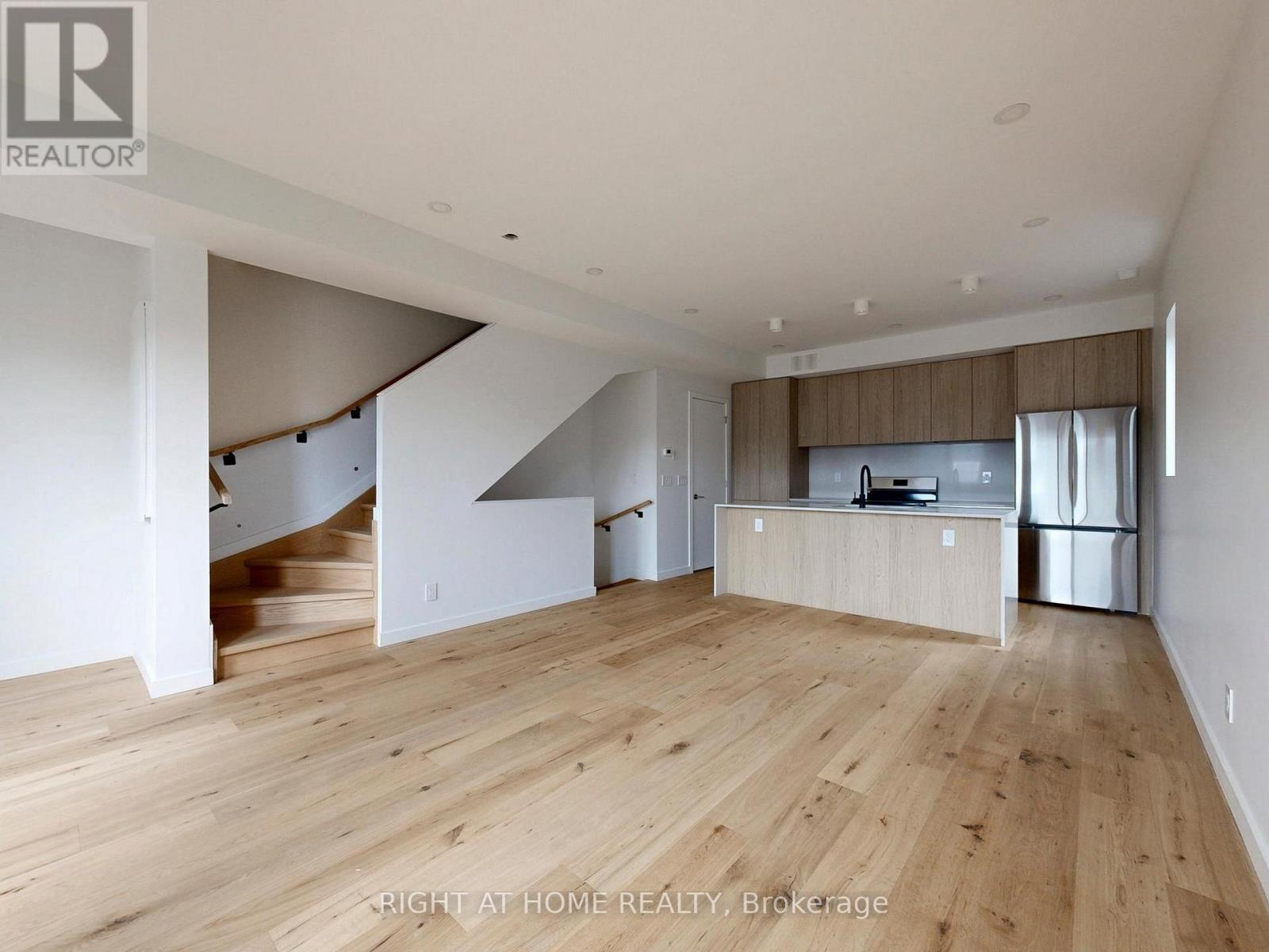 Unit 3 - 1137 Dovercourt Road, Toronto, Ontario  M6H 2Y1 - Photo 4 - W12543944