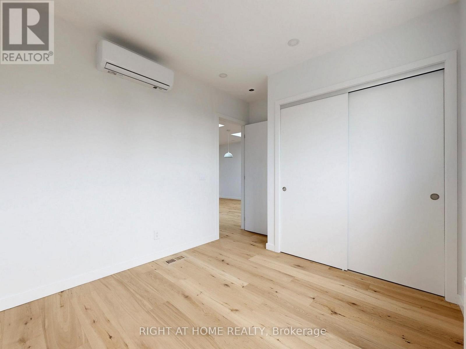 Laneway - 1137 Dovercourt Road, Toronto, Ontario  M6H 2Y1 - Photo 14 - W12543946