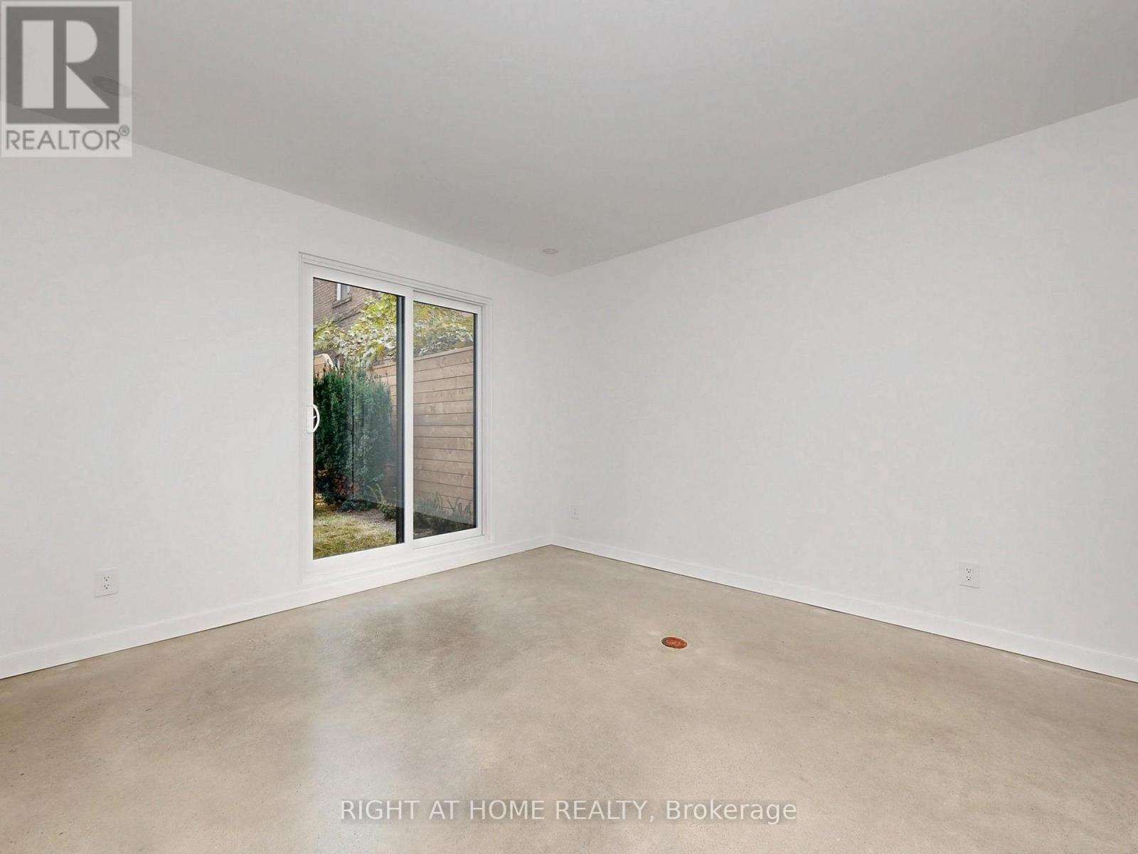 Laneway - 1137 Dovercourt Road, Toronto, Ontario  M6H 2Y1 - Photo 20 - W12543946