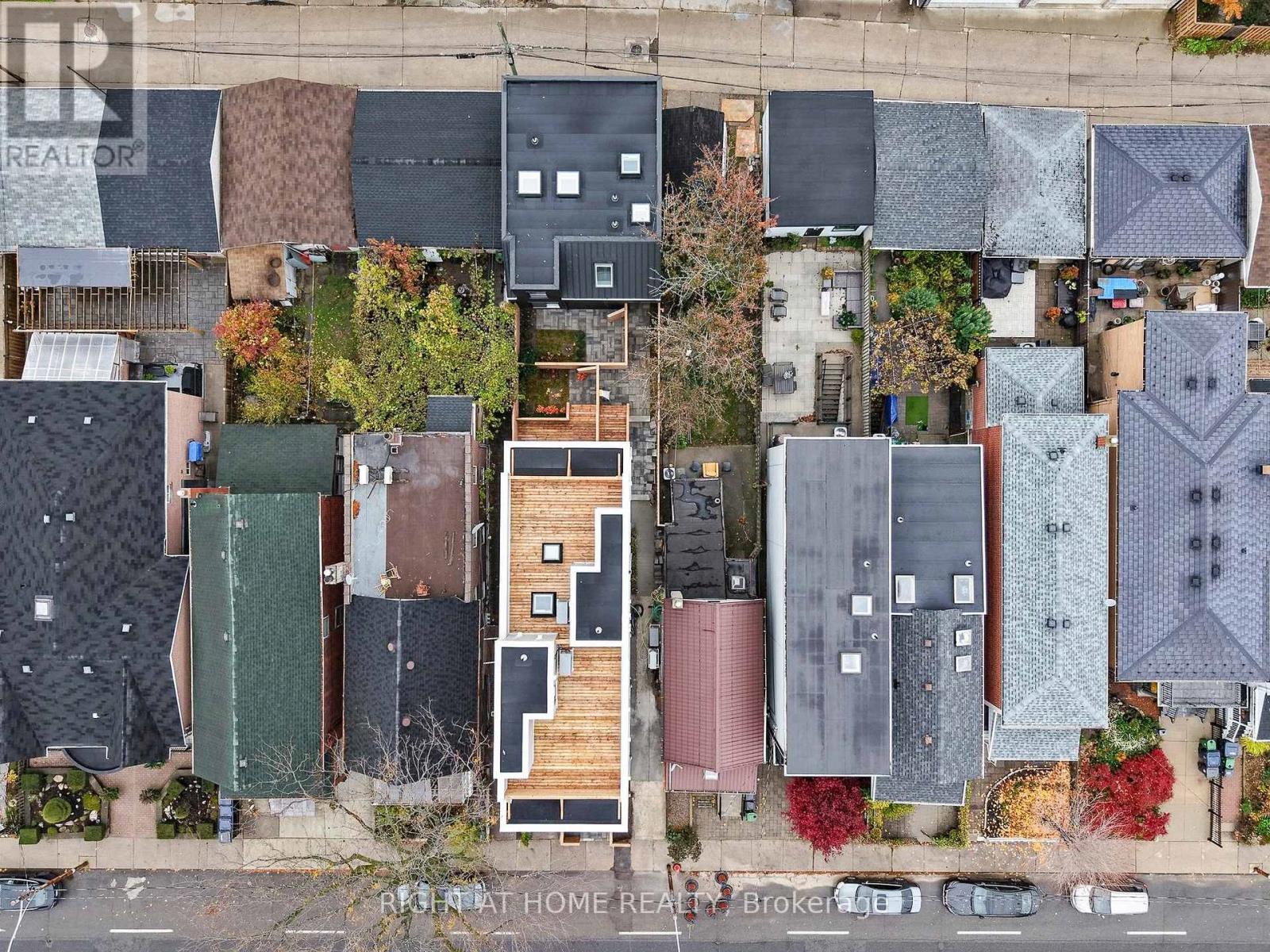 Laneway - 1137 Dovercourt Road, Toronto, Ontario  M6H 2Y1 - Photo 25 - W12543946