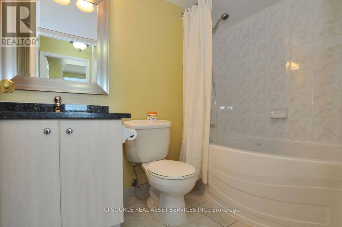 801 - 2585 Erin Centre Boulevard, Mississauga, Ontario  L5M 6Z7 - Photo 12 - W12543984