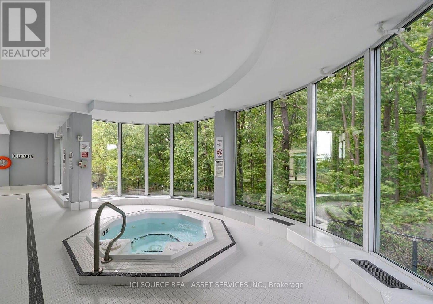 801 - 2585 Erin Centre Boulevard, Mississauga, Ontario  L5M 6Z7 - Photo 16 - W12543984