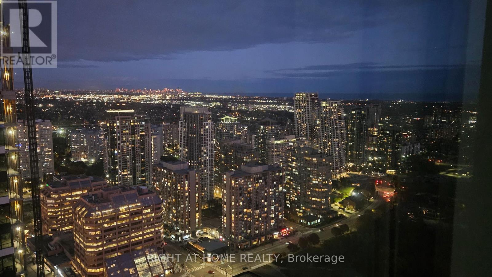 4101 - 4015 The Exchange, Mississauga, Ontario  L5B 0N9 - Photo 9 - W12543992