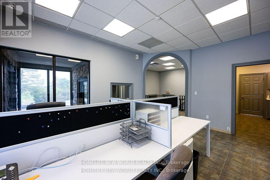 A - 15 Airview Road, Toronto, Ontario  M9W 4P1 - Photo 6 - W12544018