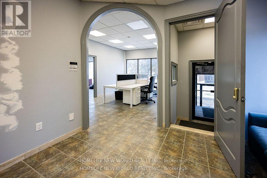 A - 15 Airview Road, Toronto, Ontario  M9W 4P1 - Photo 8 - W12544018