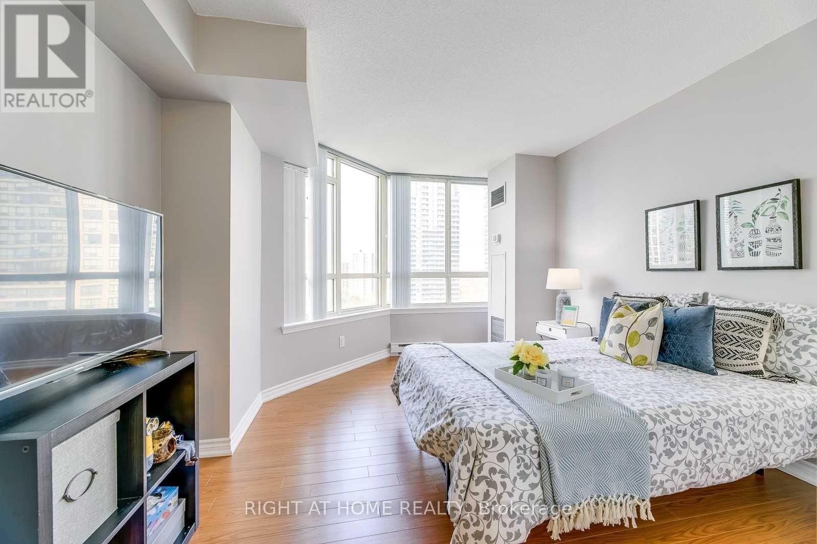 1104b - 3605 Kariya Drive, Mississauga, Ontario  L5B 3J4 - Photo 11 - W12544022